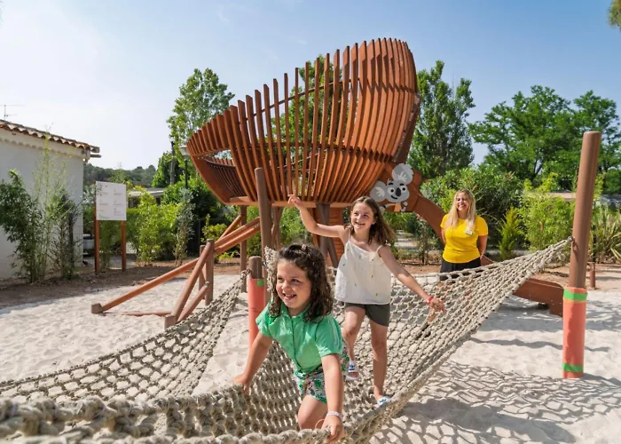 6p 3bdrms Aircon サン・エギュルフ