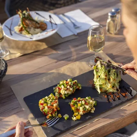 Kemp 6p 3bdrms Aircon