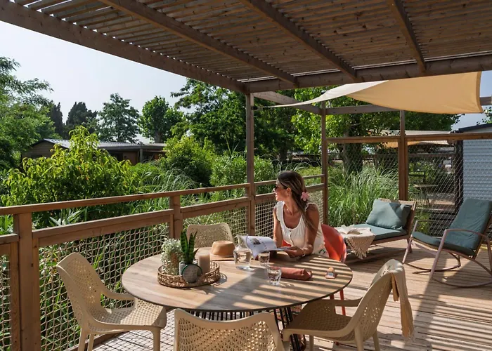 Kemp 6p 3bdrms Aircon